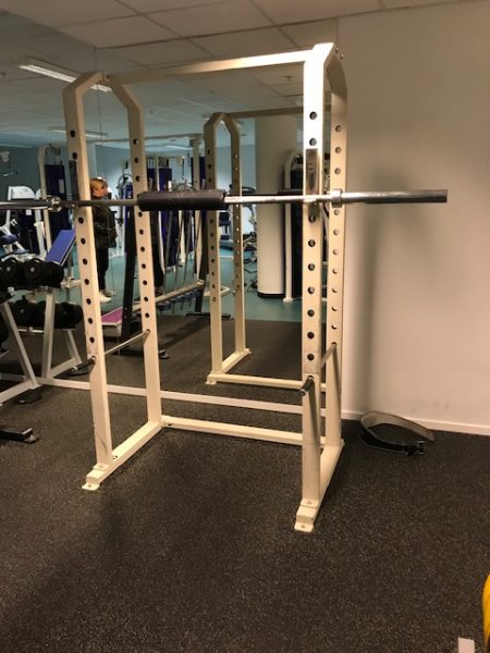Power rack- CL Fitness